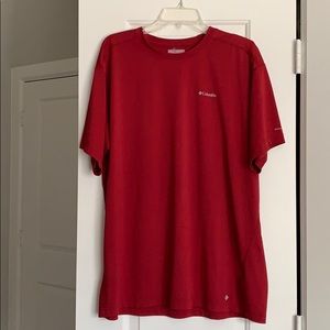 Columbia XL Omni-Wick t-shirt red